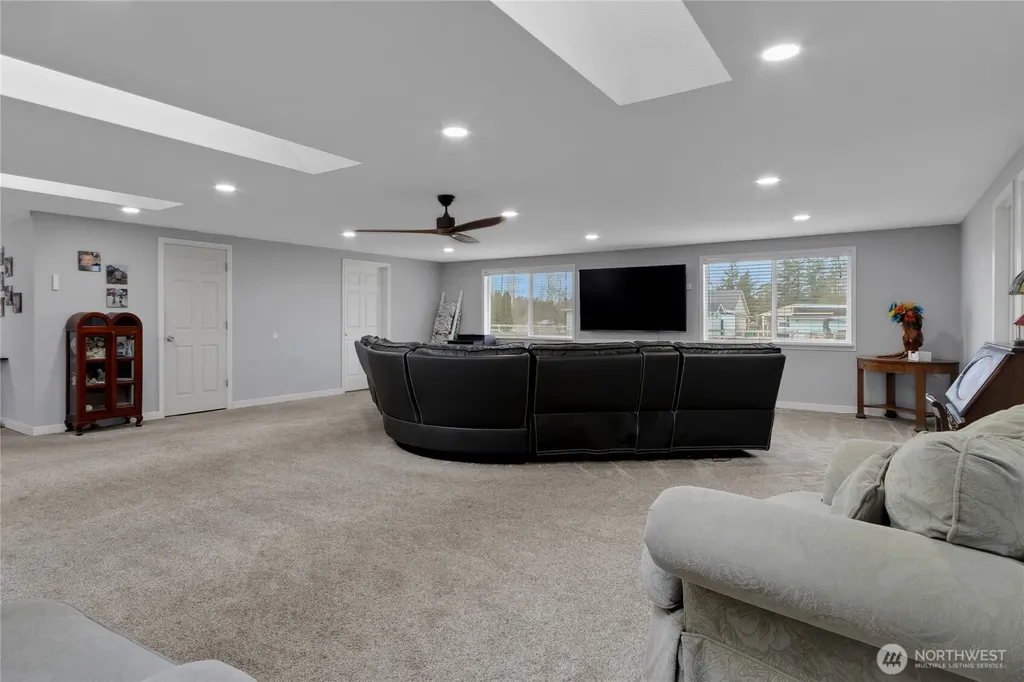 40216 264th Avenue SE Enumclaw WA 98022