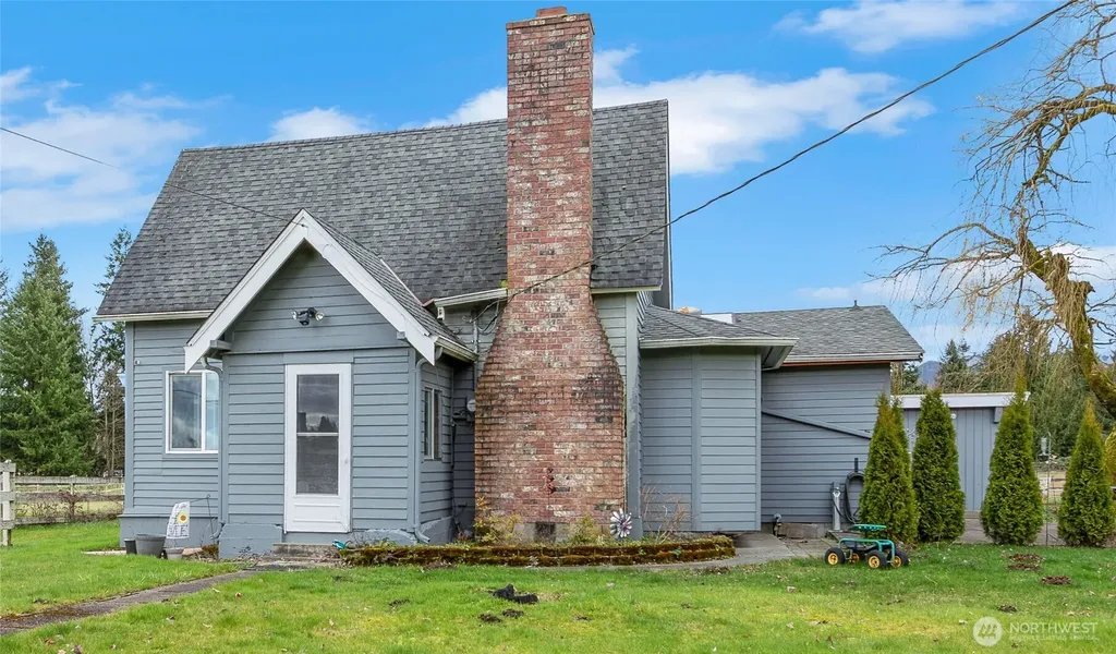 40216 264th Avenue SE Enumclaw WA 98022