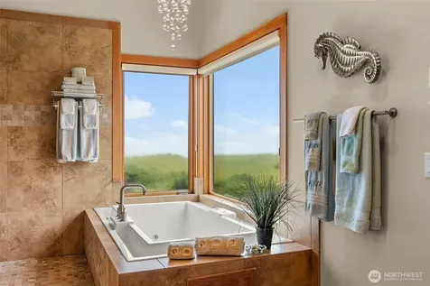 1603 Sea Grass Lane Westport WA 98595