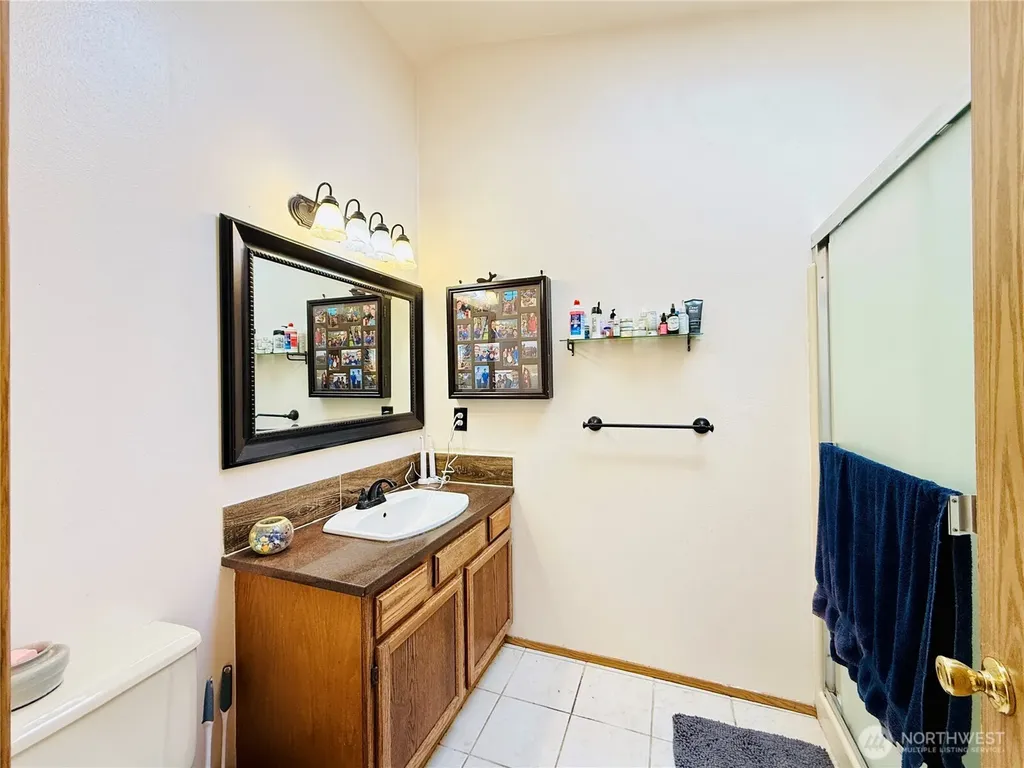 7703 NE 156th Avenue Vancouver WA 98682