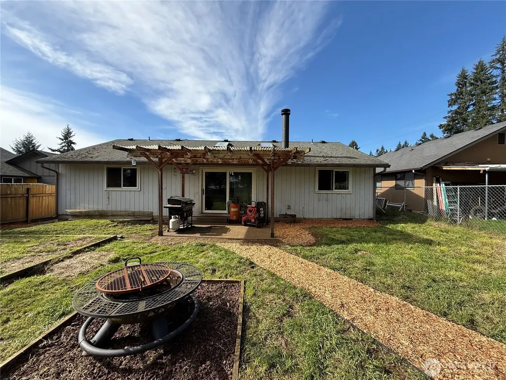 7703 NE 156th Avenue Vancouver WA 98682