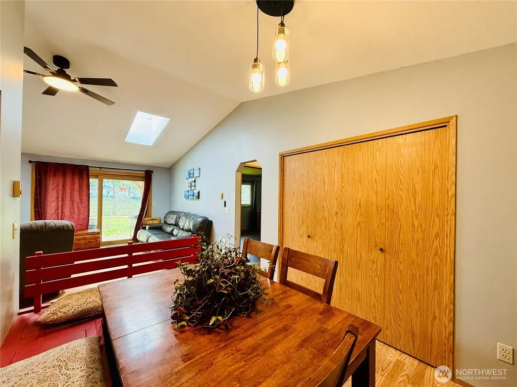 7703 NE 156th Avenue Vancouver WA 98682