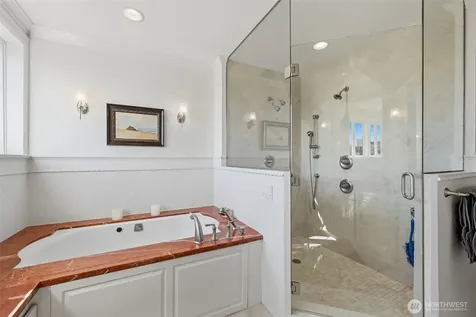 405 Prospect Street Seattle WA 98109