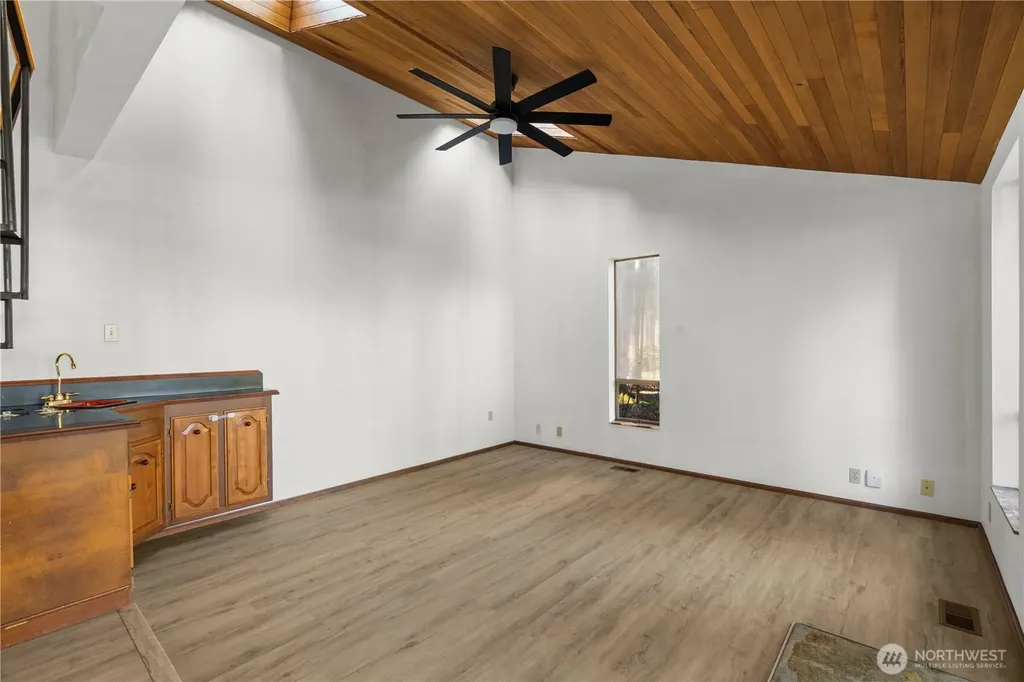 1031 E Manzanita Drive Union WA 98592