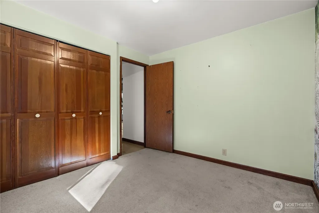 1031 E Manzanita Drive Union WA 98592