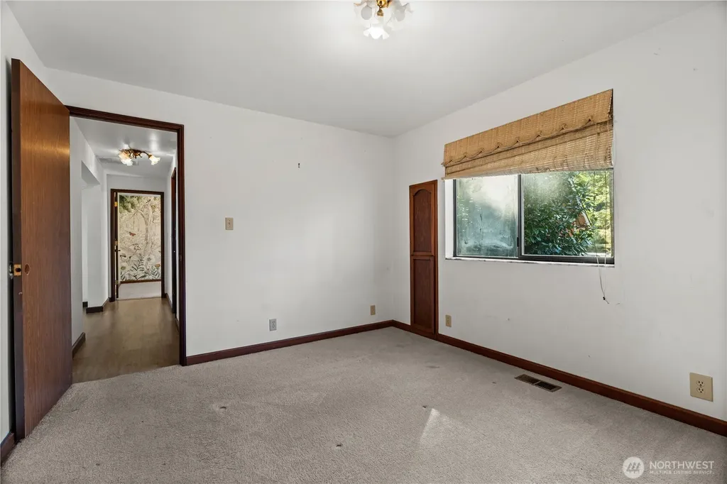 1031 E Manzanita Drive Union WA 98592