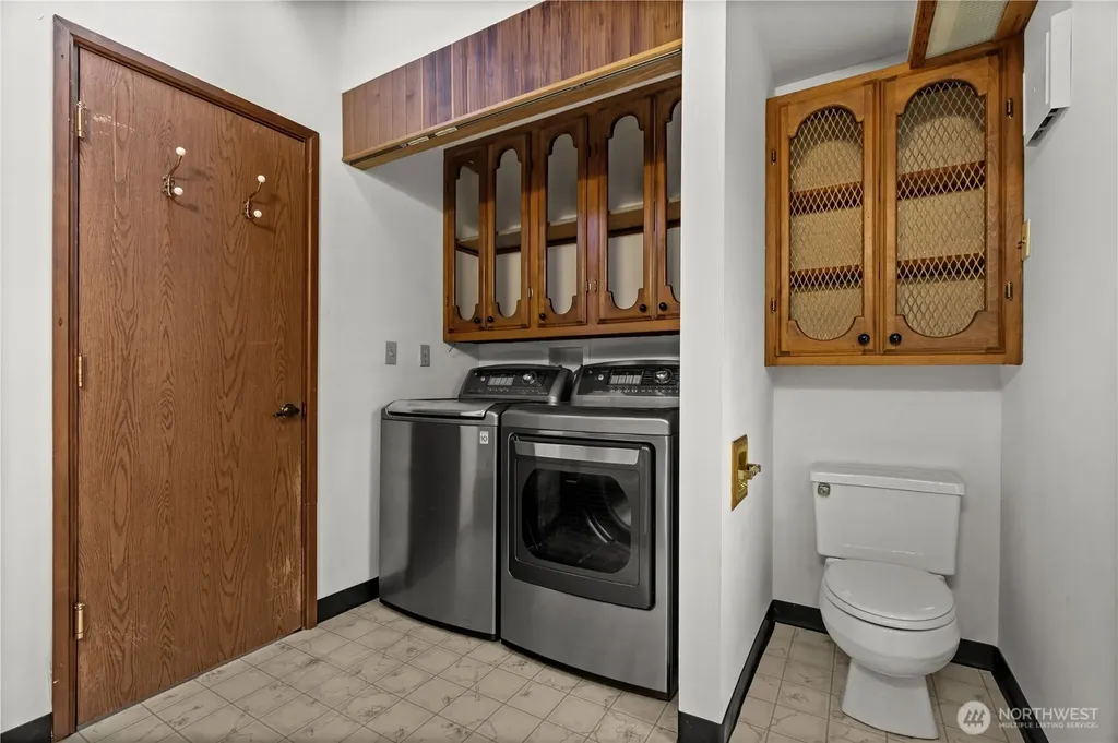 1031 E Manzanita Drive Union WA 98592