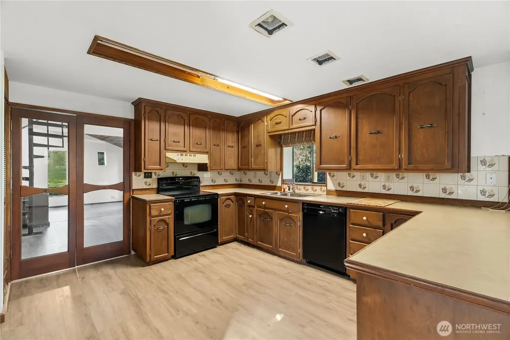 1031 E Manzanita Drive Union WA 98592