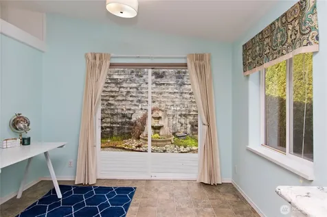 27411 218th Lane SE Maple Valley WA 98038