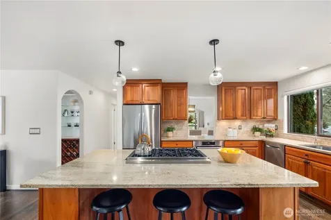 4003 E Newton Street Seattle WA 98112