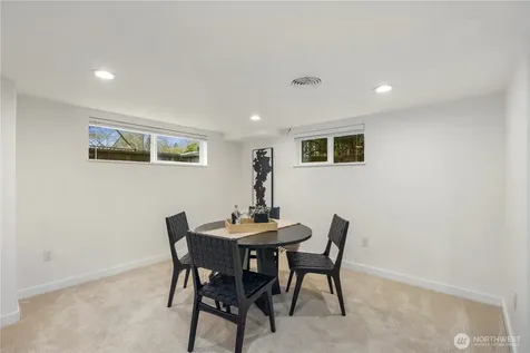 4003 E Newton Street Seattle WA 98112
