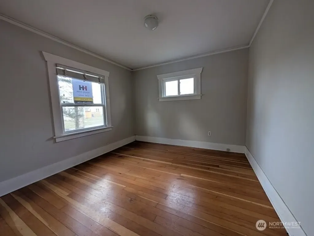 2726 S 14th Street Tacoma WA 98405