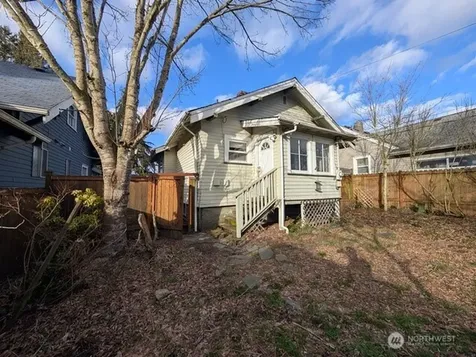 2726 S 14th Street Tacoma WA 98405