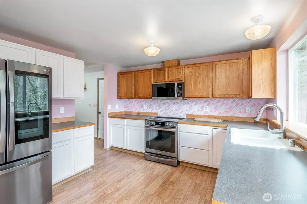 100 W Reller Road Shelton WA 98584