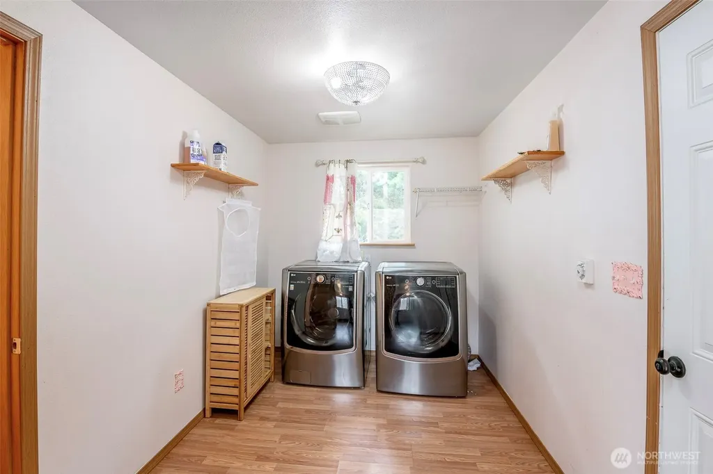 100 W Reller Road Shelton WA 98584