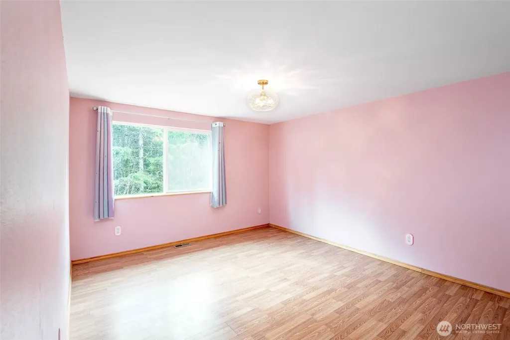 100 W Reller Road Shelton WA 98584
