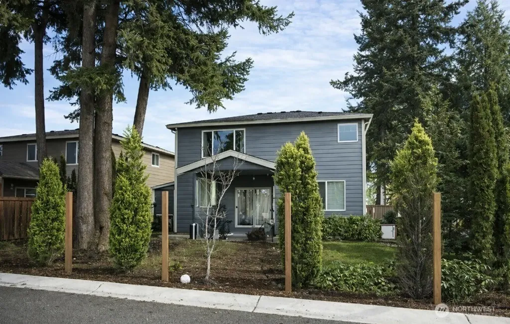 27929 154th Avenue SE Kent WA 98042
