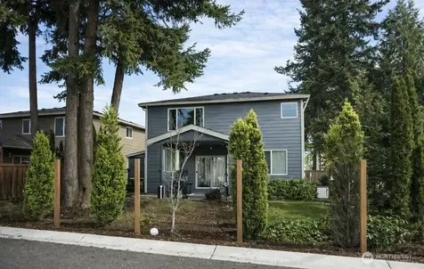 27929 154th Avenue SE Kent WA 98042
