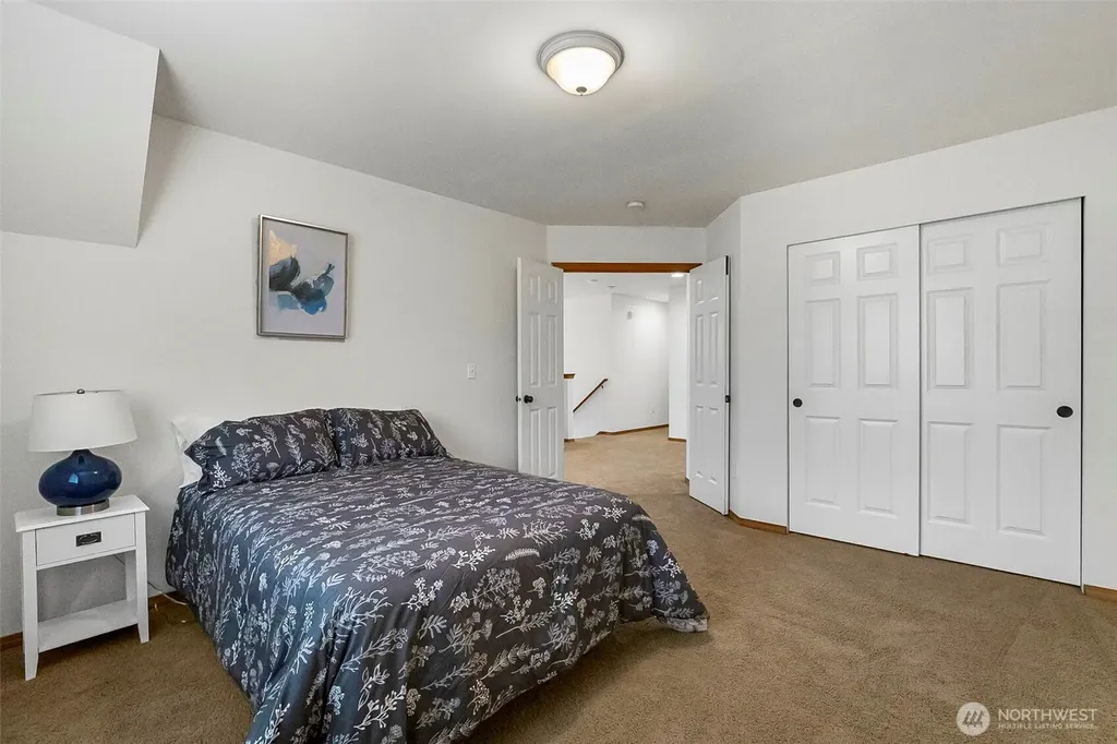 15314 Sunset Road Bothell WA 98012