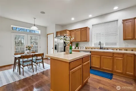 15314 Sunset Road Bothell WA 98012