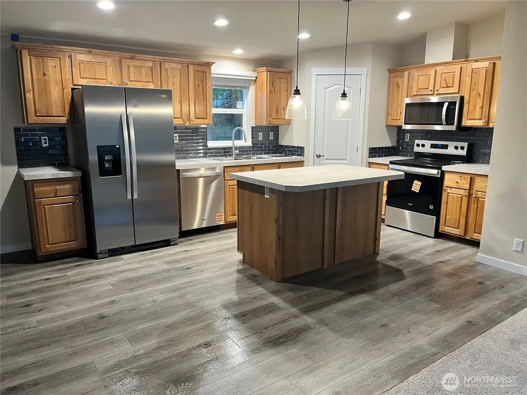 420 Pine Street Toledo WA 98591