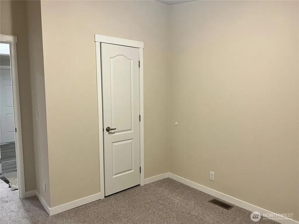 420 Pine Street Toledo WA 98591