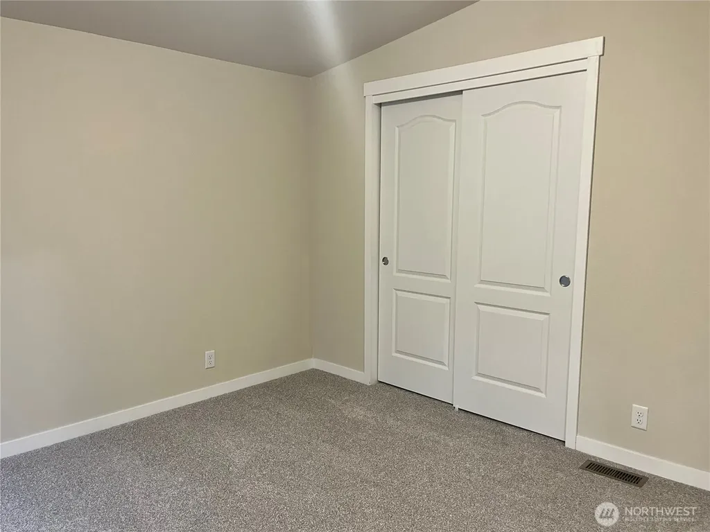 420 Pine Street Toledo WA 98591