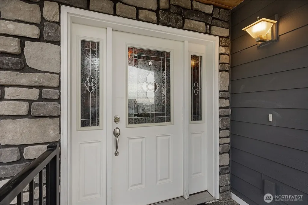 660 Parkside Place Blaine WA 98230