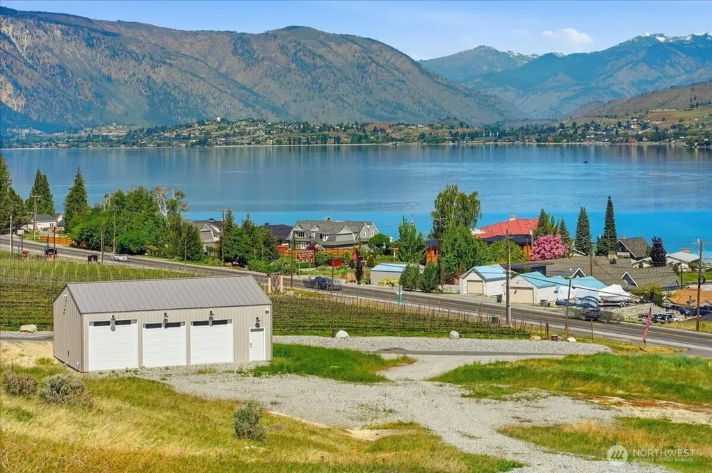 3725 Us Highway 97a Chelan WA 98816