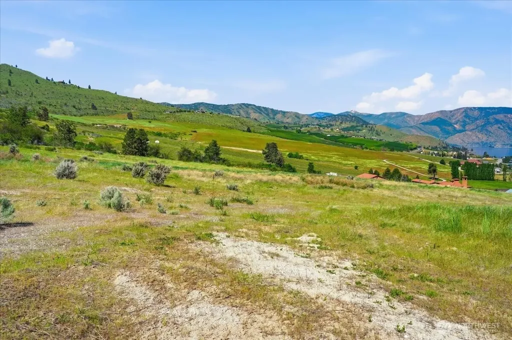3725 Us Highway 97a Chelan WA 98816