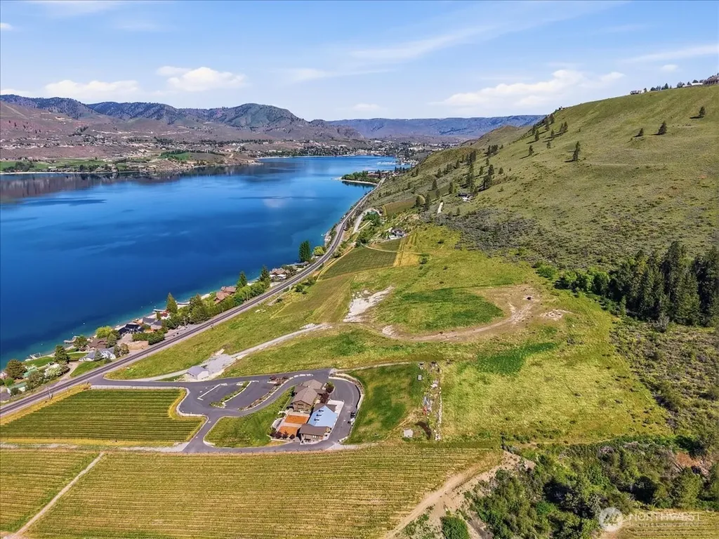 3725 Us Highway 97a Chelan WA 98816