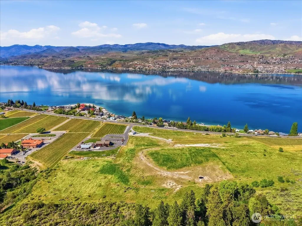 3725 Us Highway 97a Chelan WA 98816