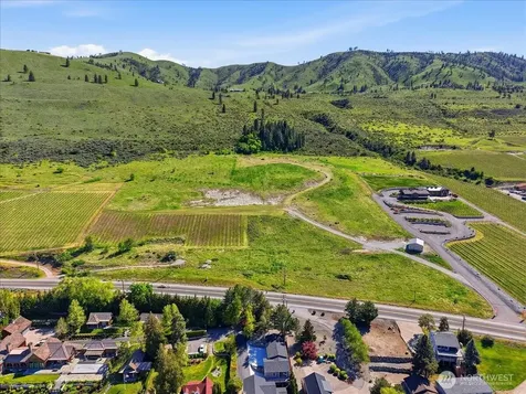 3725 Us Highway 97a Chelan WA 98816