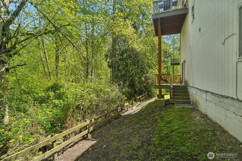3203 Lake Drive Lake Stevens WA 98258