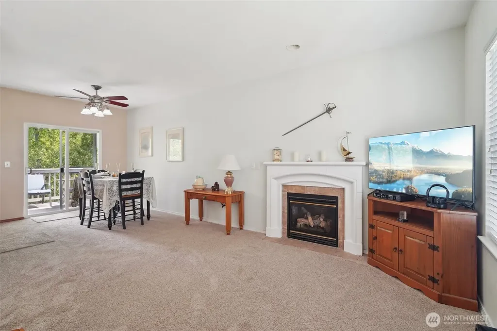 3203 Lake Drive Lake Stevens WA 98258