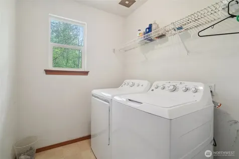 3203 Lake Drive Lake Stevens WA 98258