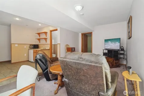 3203 Lake Drive Lake Stevens WA 98258