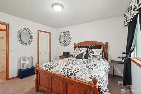 3203 Lake Drive Lake Stevens WA 98258