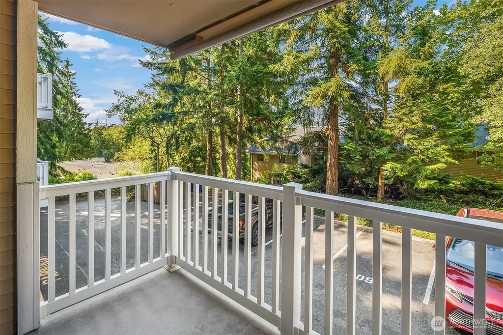 8652 164th Avenue NE Redmond WA 98052