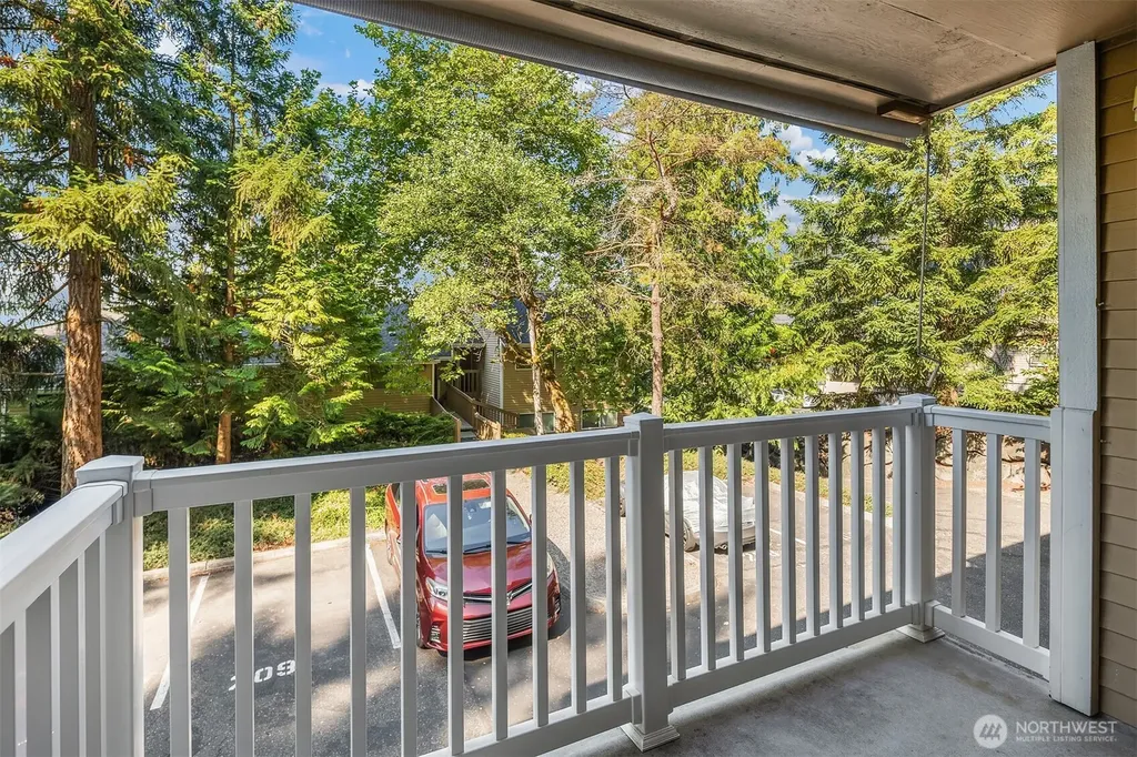 8652 164th Avenue NE Redmond WA 98052