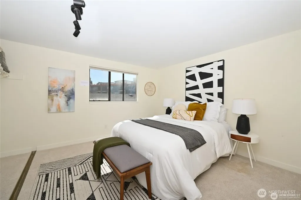 3710 25th Place W Seattle WA 98199