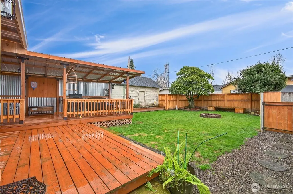 1210 8th Avenue Longview WA 98632