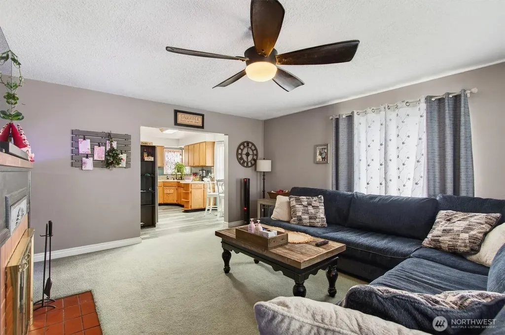 1210 8th Avenue Longview WA 98632