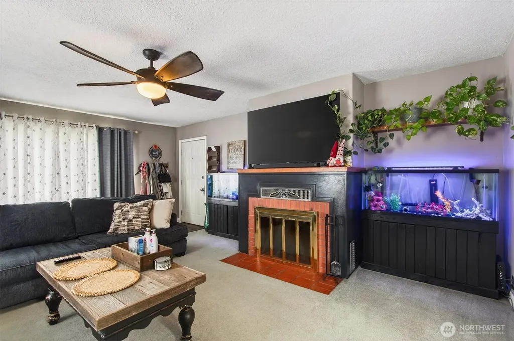 1210 8th Avenue Longview WA 98632