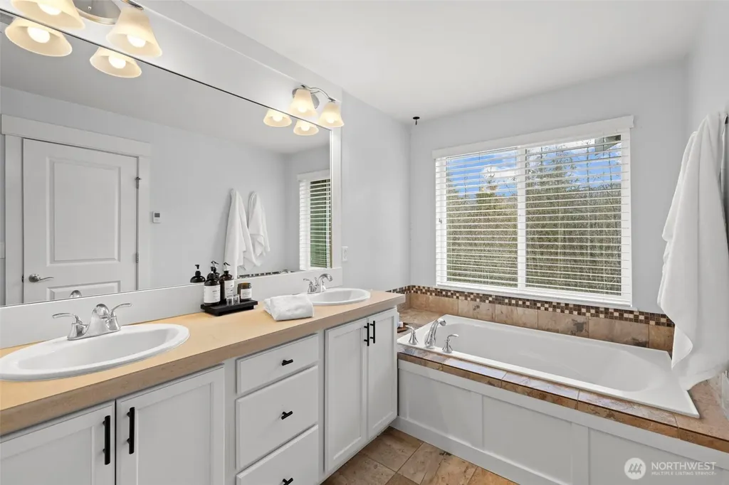 37523 SE Fury Street Snoqualmie WA 98065