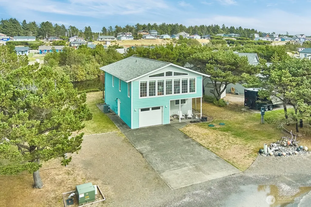 32208 G Street Ocean Park WA 98640