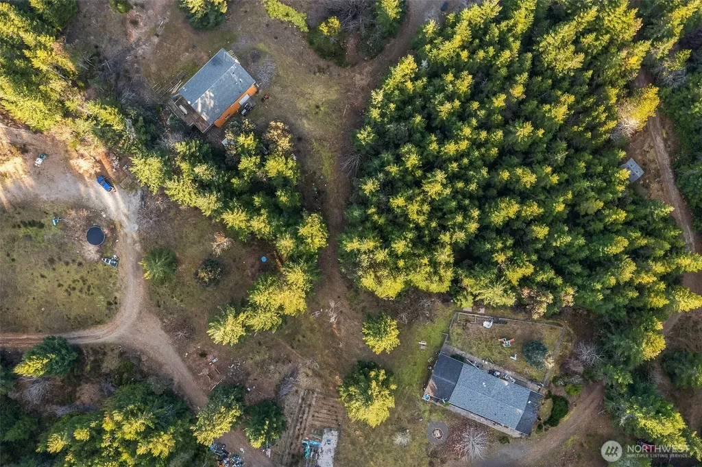 23611 W Ludvick Lake Drive Seabeck WA 98380