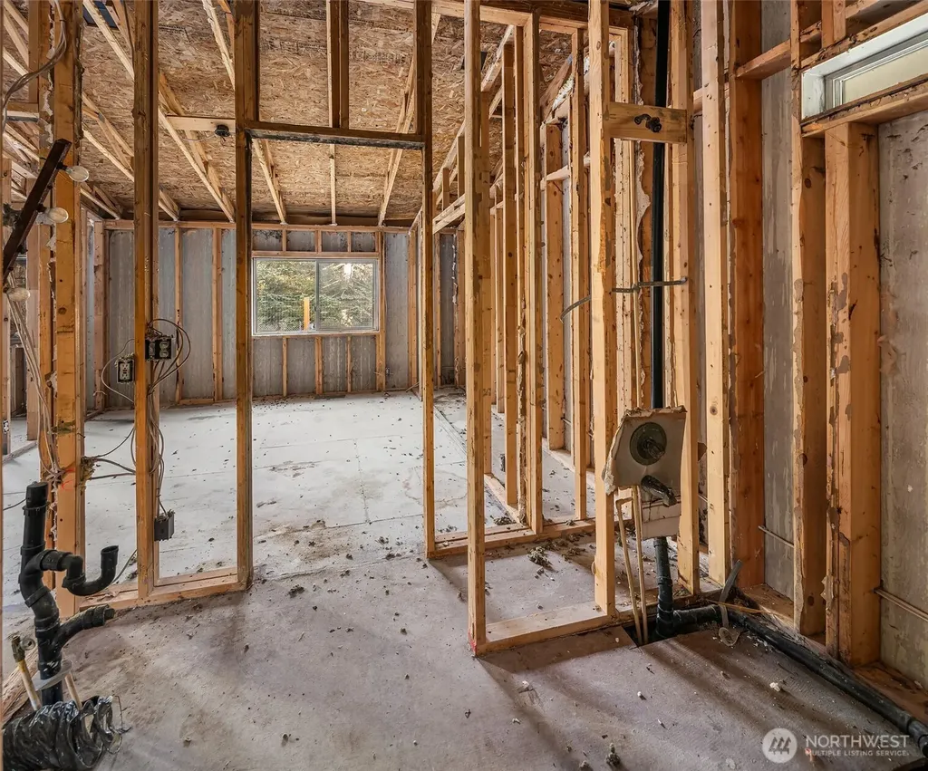 23611 W Ludvick Lake Drive Seabeck WA 98380