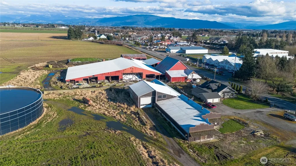 790 E Badger Road Lynden WA 98264