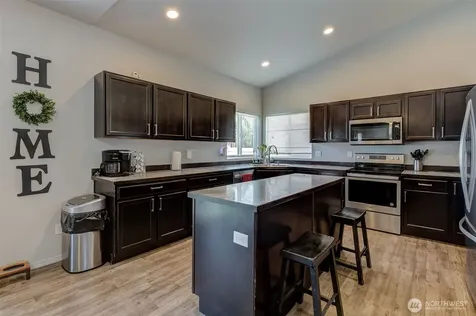 1450 Denny Place Rock Island WA 98850